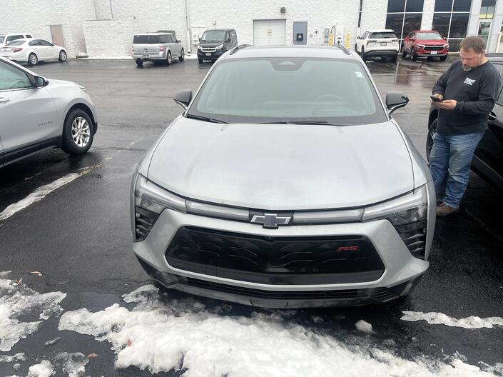 2025 Chevrolet Blazer EV RS eAWD w/Dual-LevelChargeCord 21s AdptvCrz HtdCldMemLthr HD-SrrndVsn Milwaukee WI